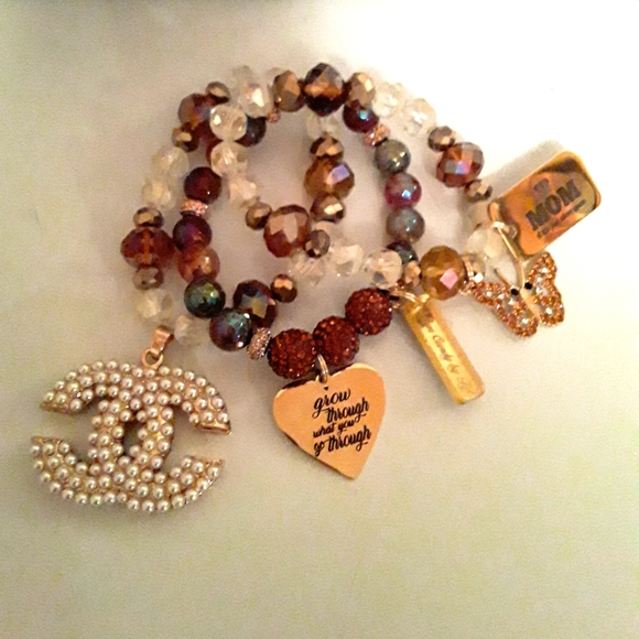 Custom beaded bracelets - Picture 1 of 2